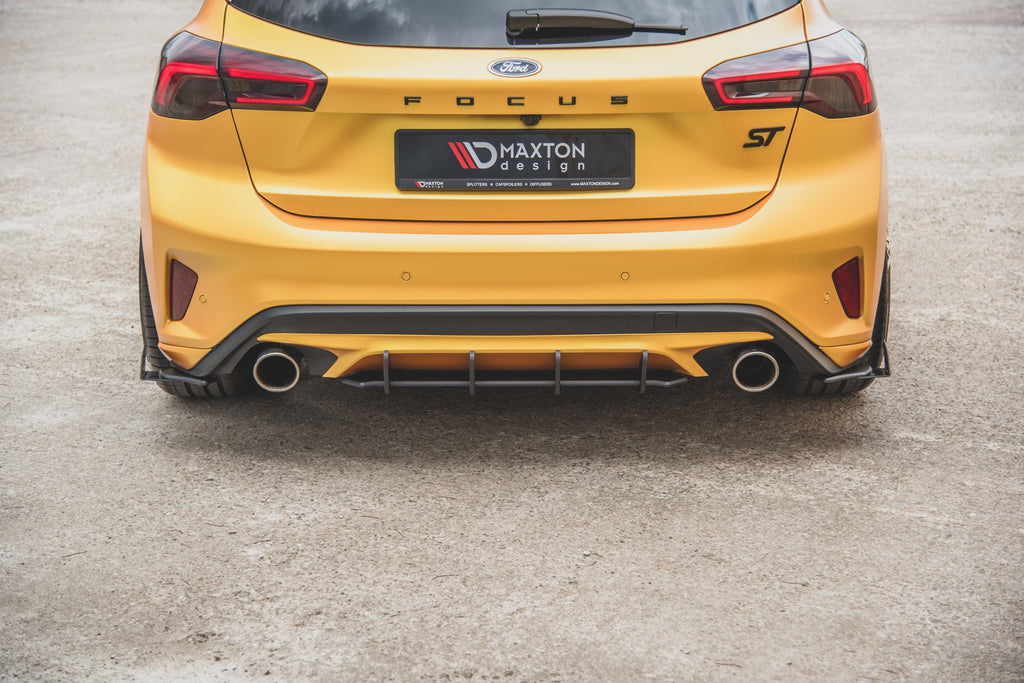 Maxton Design Street Pro Heck Ansatz Flaps Diffusor + Flaps passend für Ford Focus ST Mk4 schwarz Hochglanz