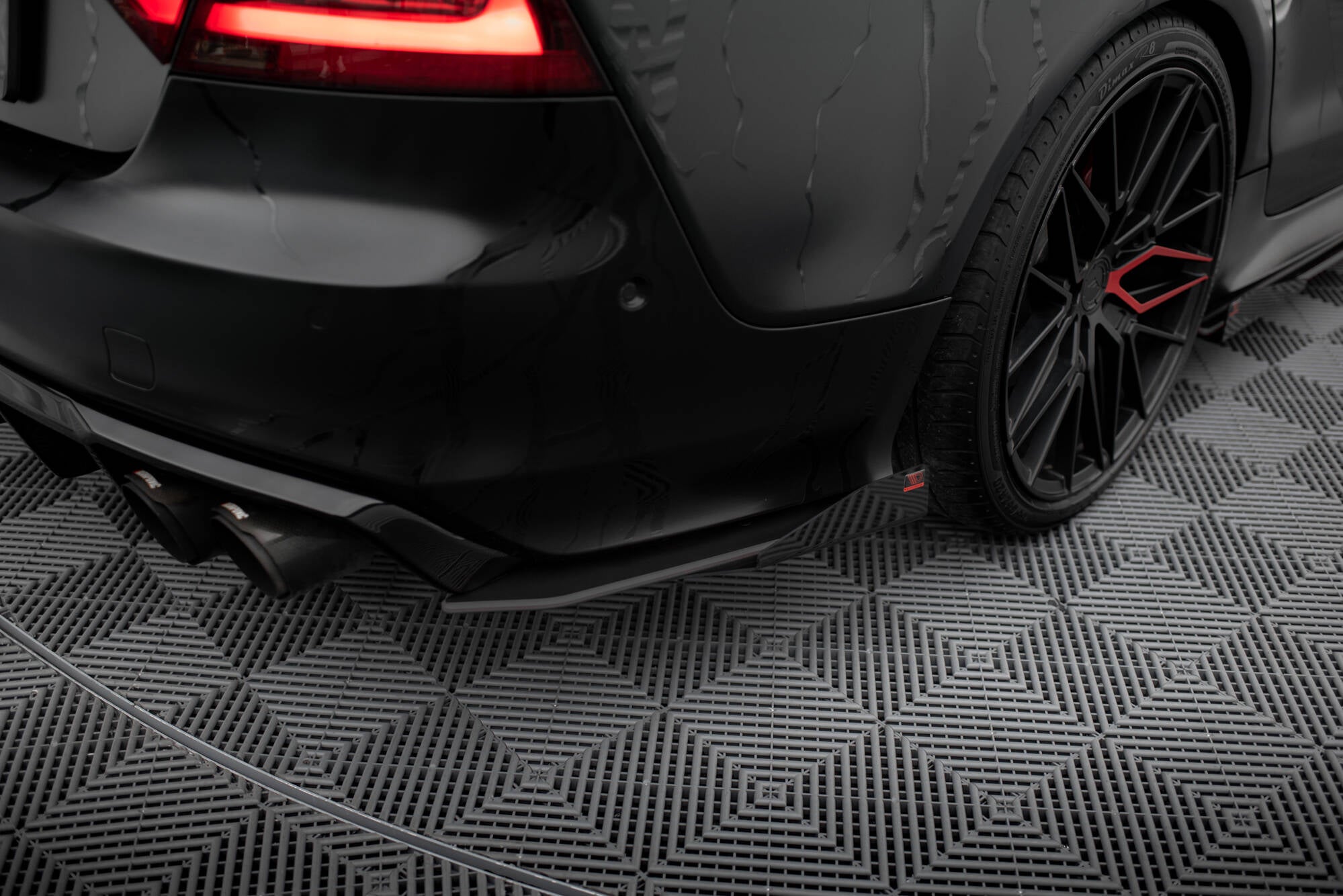 Maxton Design Hintere Seiten Flaps Passend für Audi A7 S-Line C7 Schwarz Hochglanz