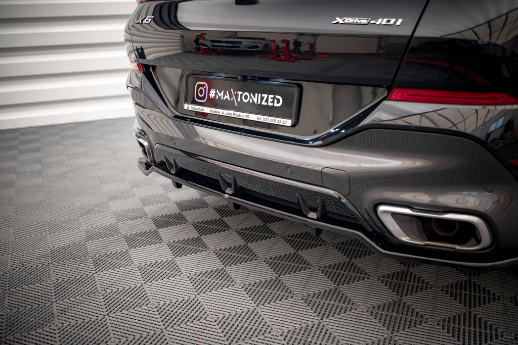 Maxton Design Street+ Mittlerer Diffusor RACE V.2 passend für BMW X6 M-Paket G06 schwarz Hochglanz