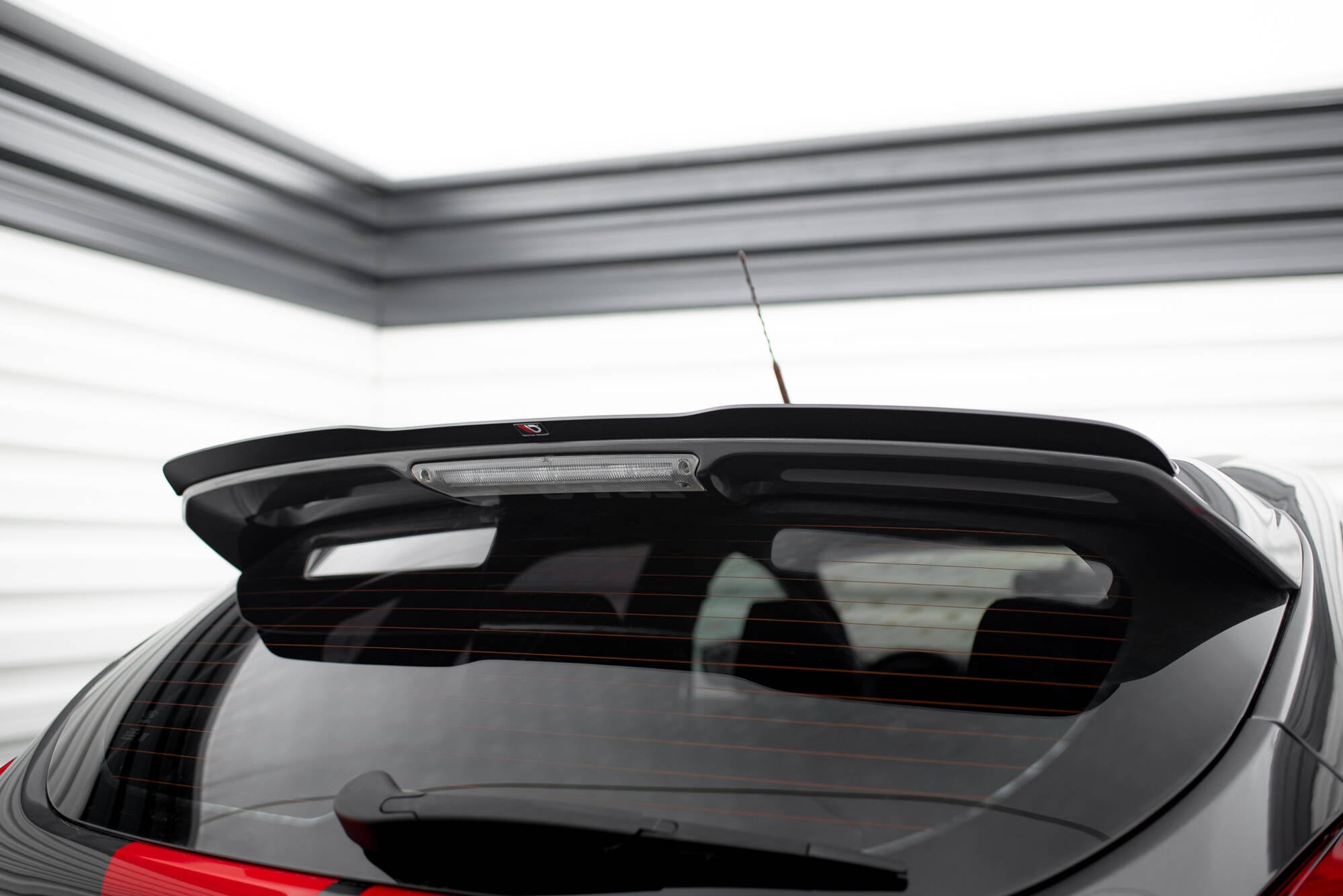 Maxton Design Spoiler CAP passend für Ford Focus ST Mk3 / Mk3 FL schwarz Hochglanz