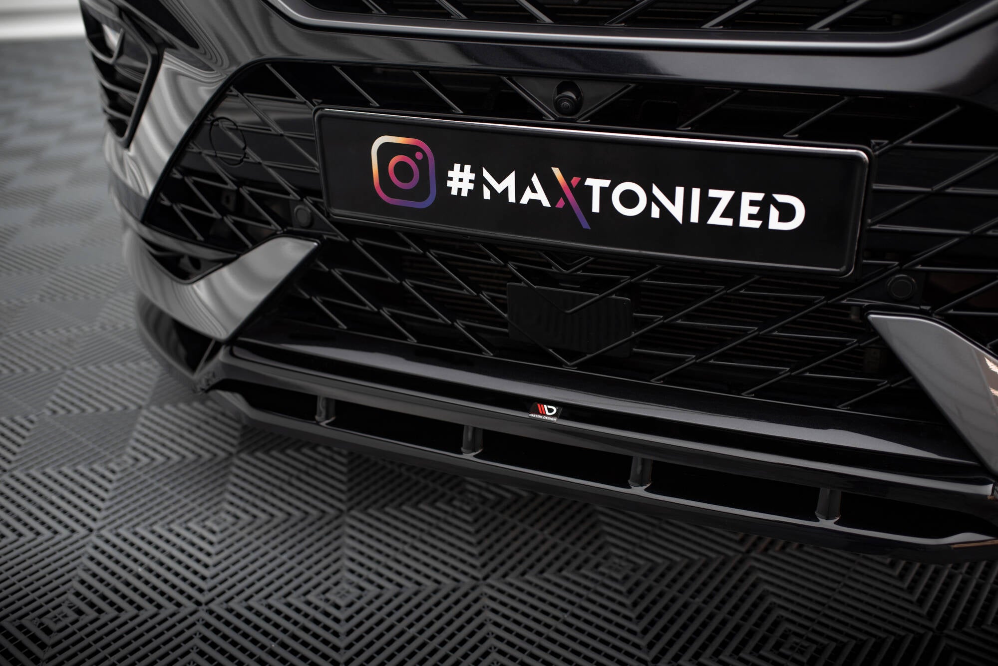 Maxton Design Street+ Spoilerlippe Front Ansatz passend für Cupra Ateca Mk1 Facelift schwarz Hochglanz