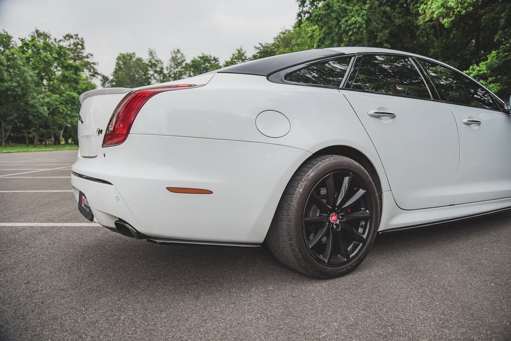 Maxton Design Heck Ansatz Flaps Diffusor passend für Jaguar XJ R-Sport X351 Facelift schwarz Hochglanz