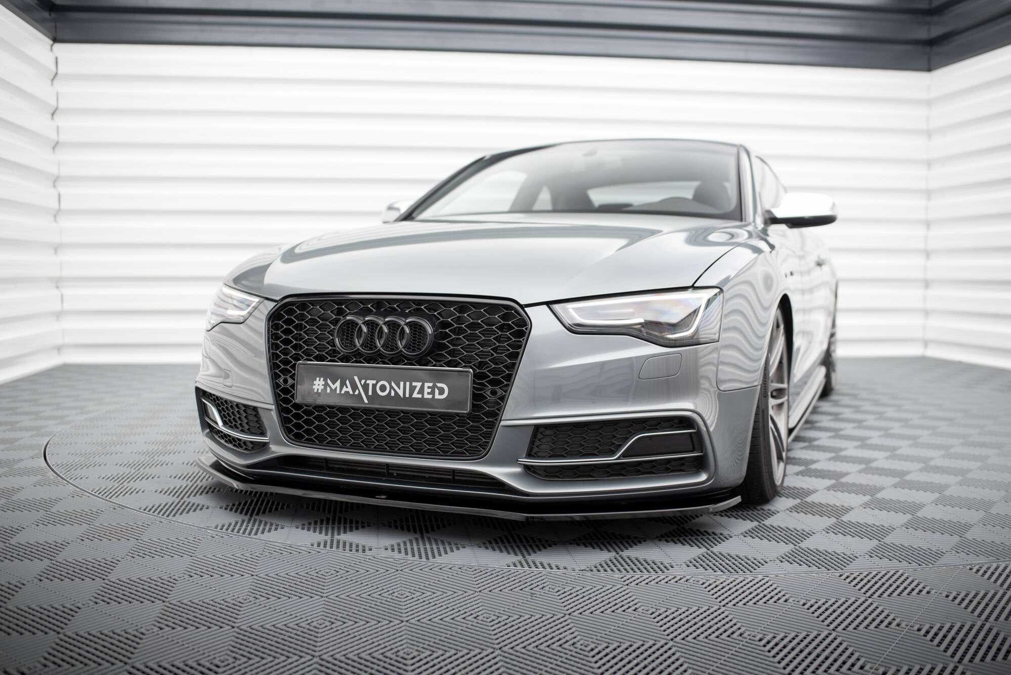 Maxton Design Street+ Spoilerlippe Front Ansatz V.2 passend für Audi S5 / A5 S-Line 8T Facelift schwarz Hochglanz