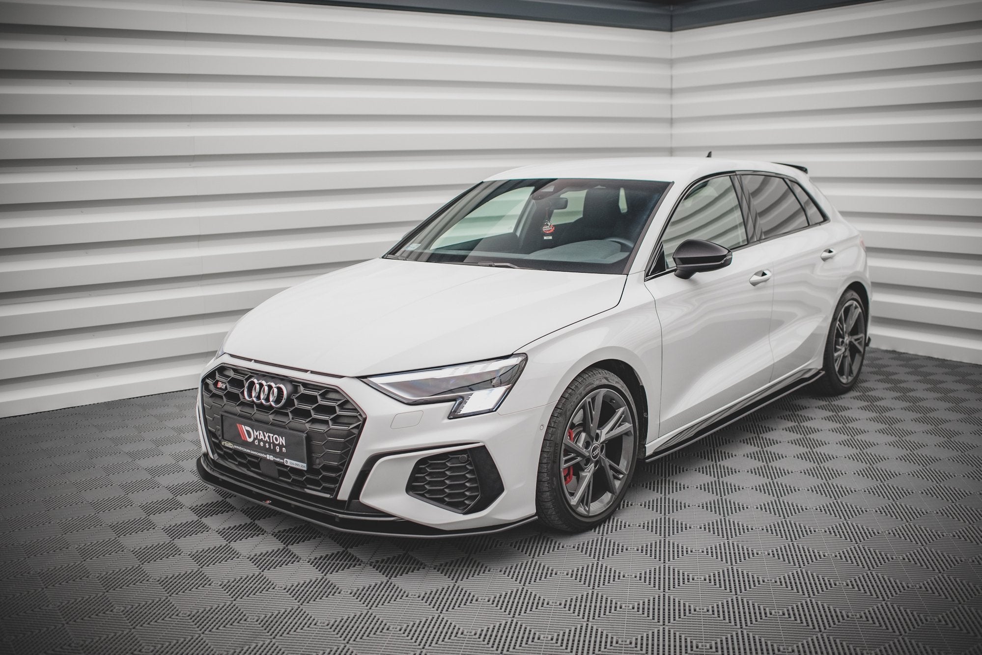 Maxton Design Street Pro Street+ Spoilerlippe Front Ansatz passend für Audi S3 / A3 S-Line 8Y