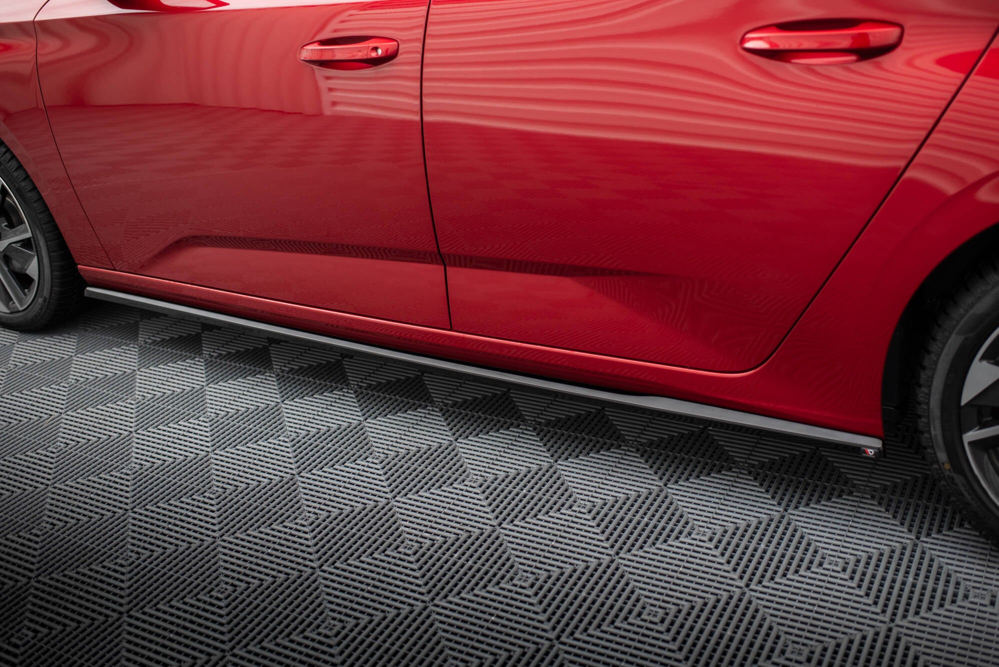 Maxton Design Street+ Seitenschweller Leisten passend für Peugeot 308 SW Mk3 schwarz Hochglanz