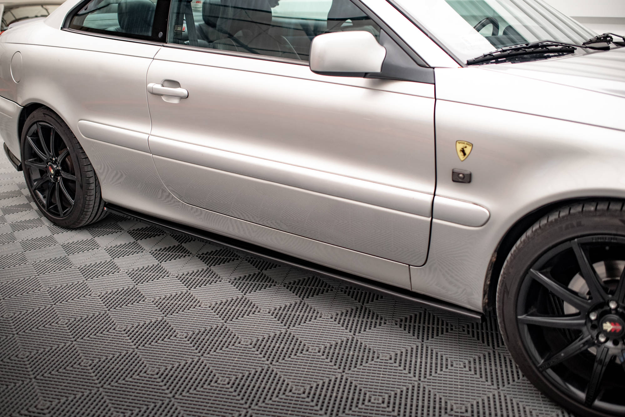Maxton Design Street+ Seitenschweller Leisten passend für Volvo C70 Mk1 schwarz Hochglanz