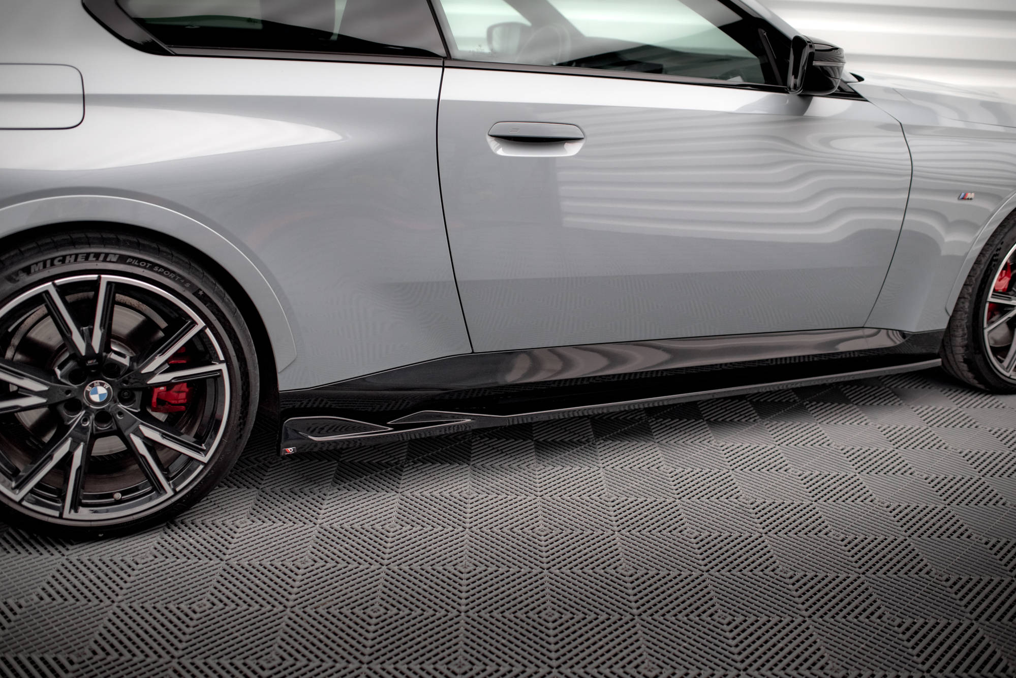 Maxton Design Street+ Seitenschweller Leisten passend für V.1 passend für BMW 2 Coupe M-Paket / M240i G42 schwarz Hochglanz