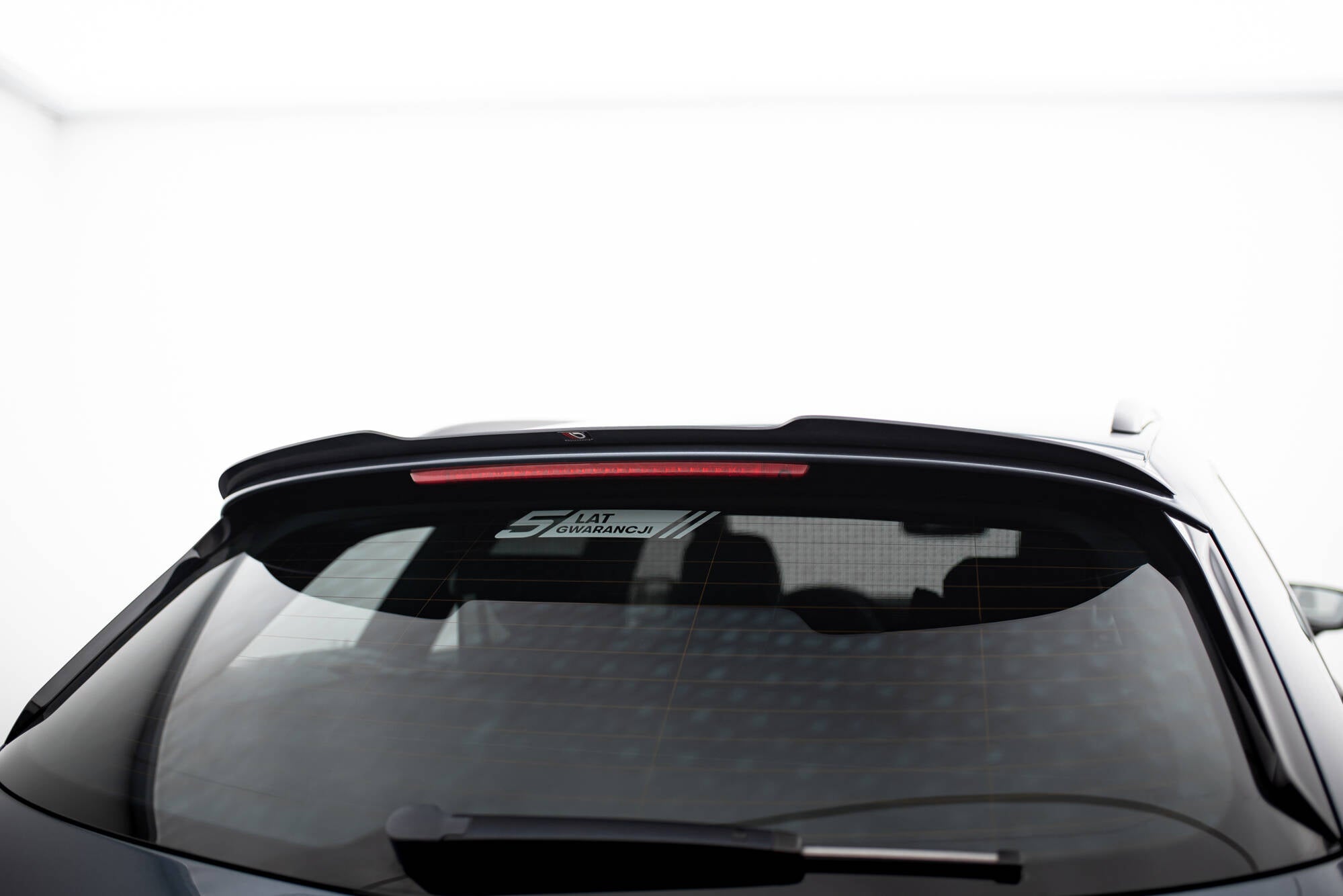 Maxton Design Spoiler CAP V.1 passend für Seat Leon Cupra ST Mk3 / Mk3 Facelift schwarz Hochglanz