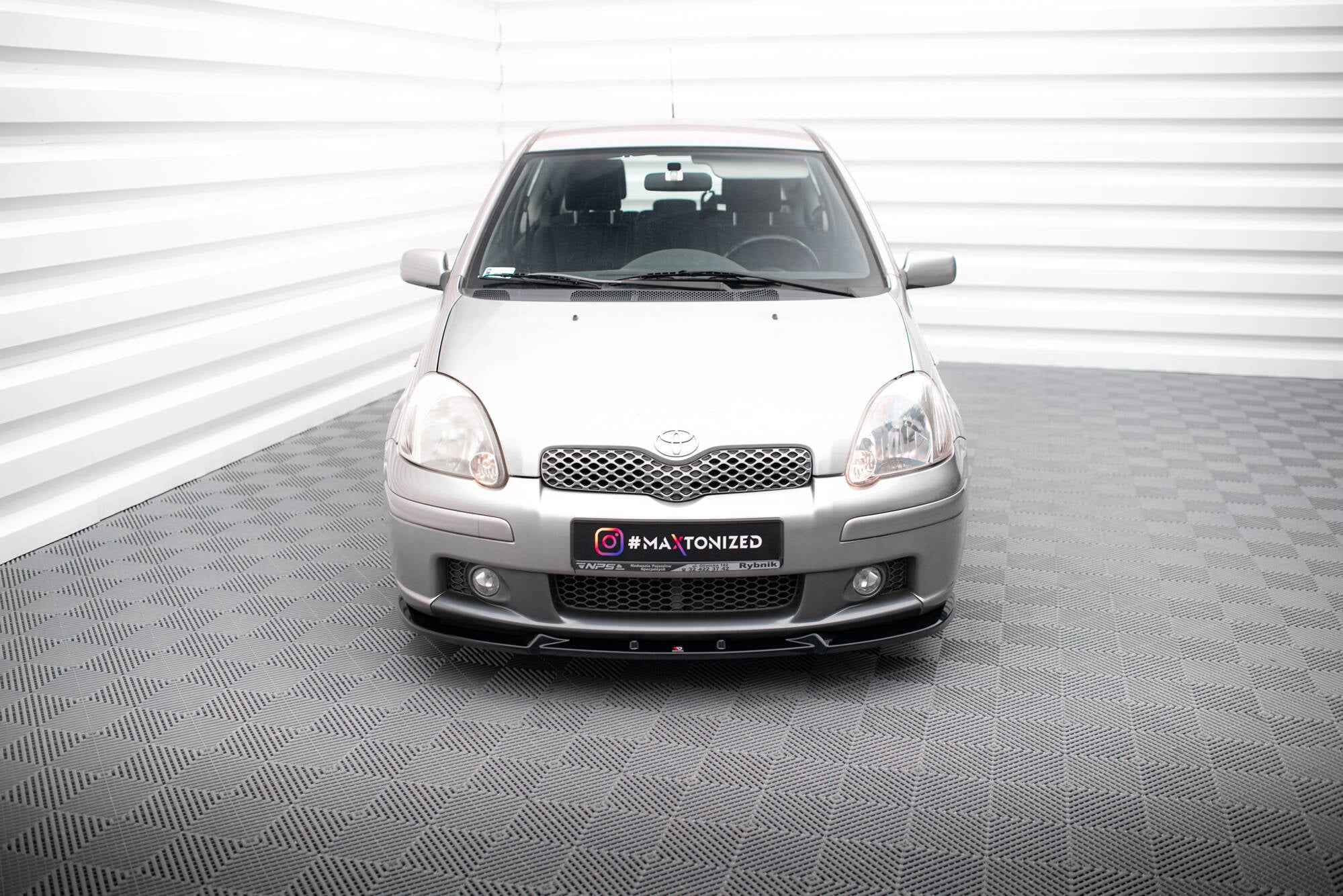 Maxton Design Street+ Spoilerlippe Front Ansatz passend für Toyota Yaris T-Sport Mk1 Facelift schwarz Hochglanz