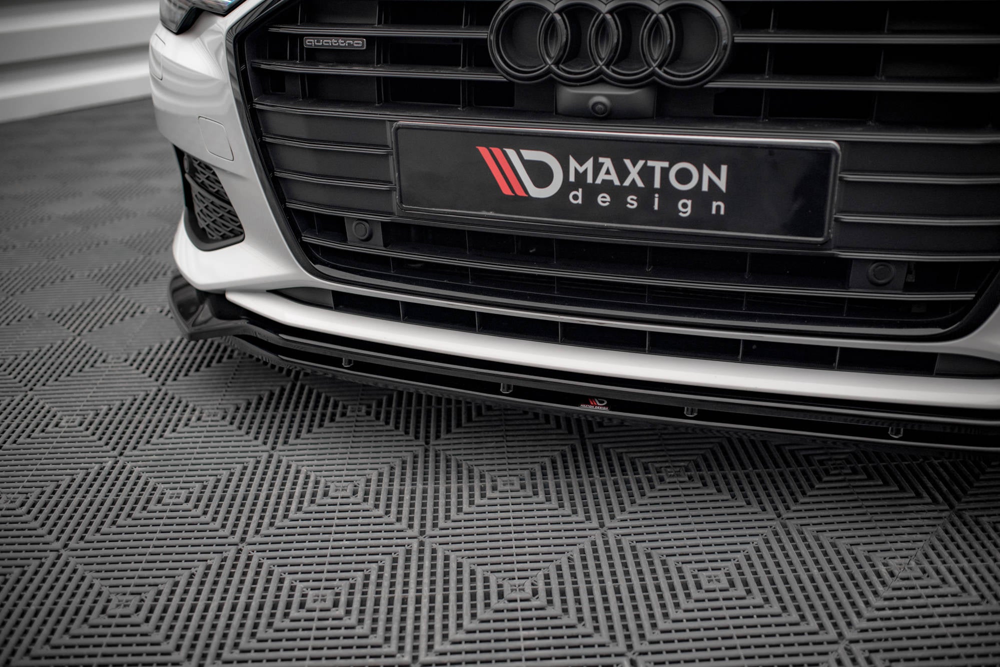 Maxton Design Street+ Spoilerlippe Front Ansatz V.3 passend für Audi A6 C8 schwarz Hochglanz