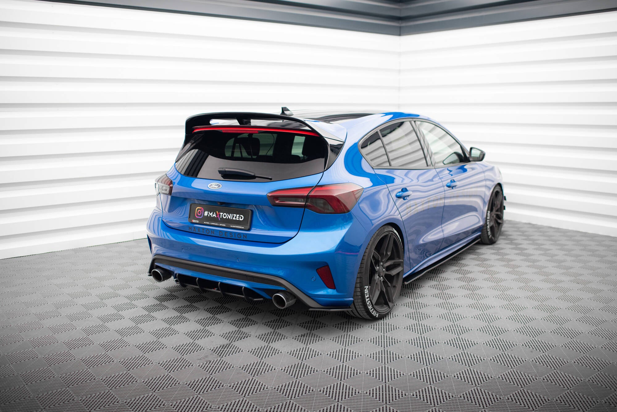 Maxton Design Street Pro Heck Ansatz Flaps Diffusor passend für Ford Focus ST Mk4