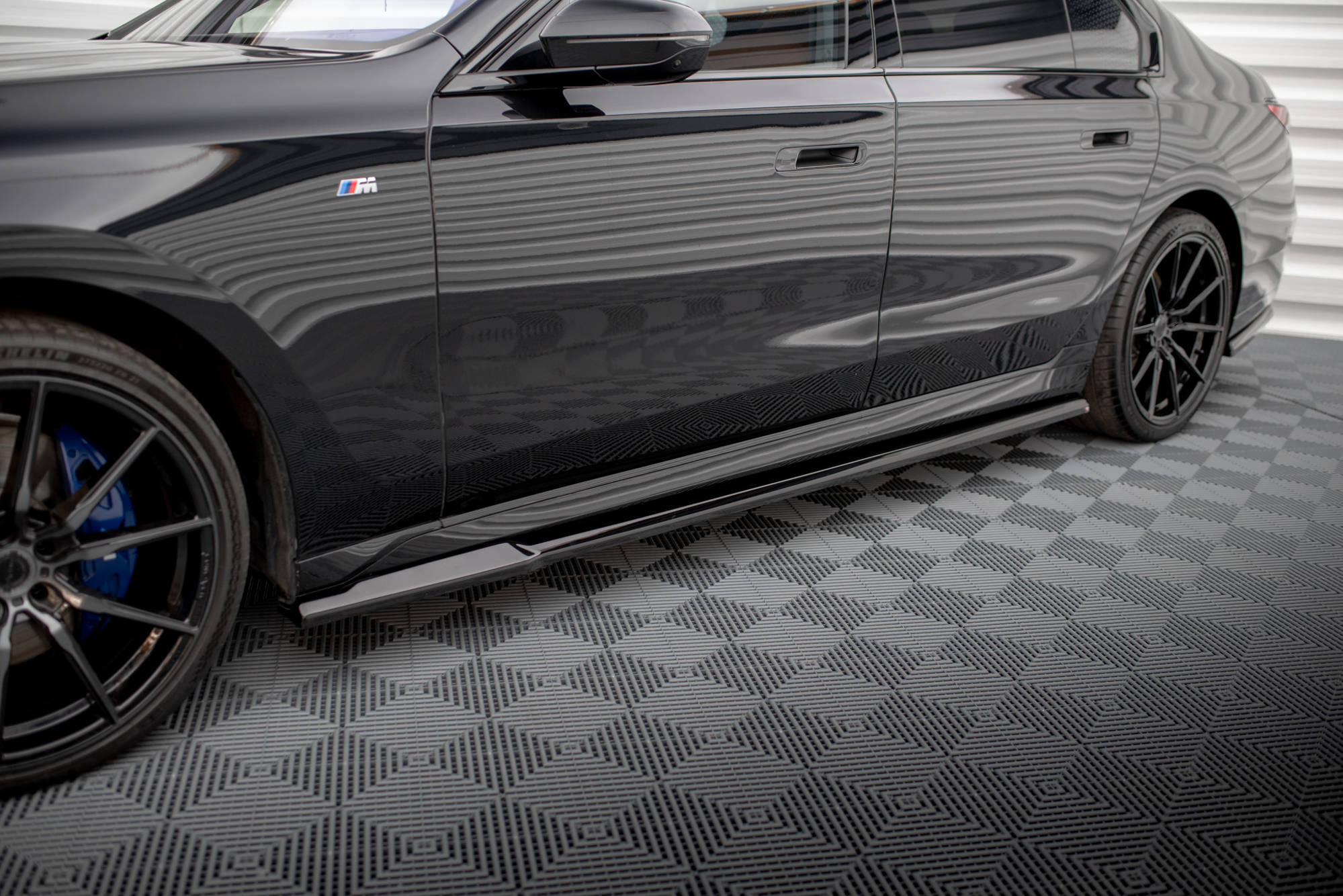 Maxton Design Street+ Seitenschweller Leisten passend für BMW 7 G70 schwarz Hochglanz