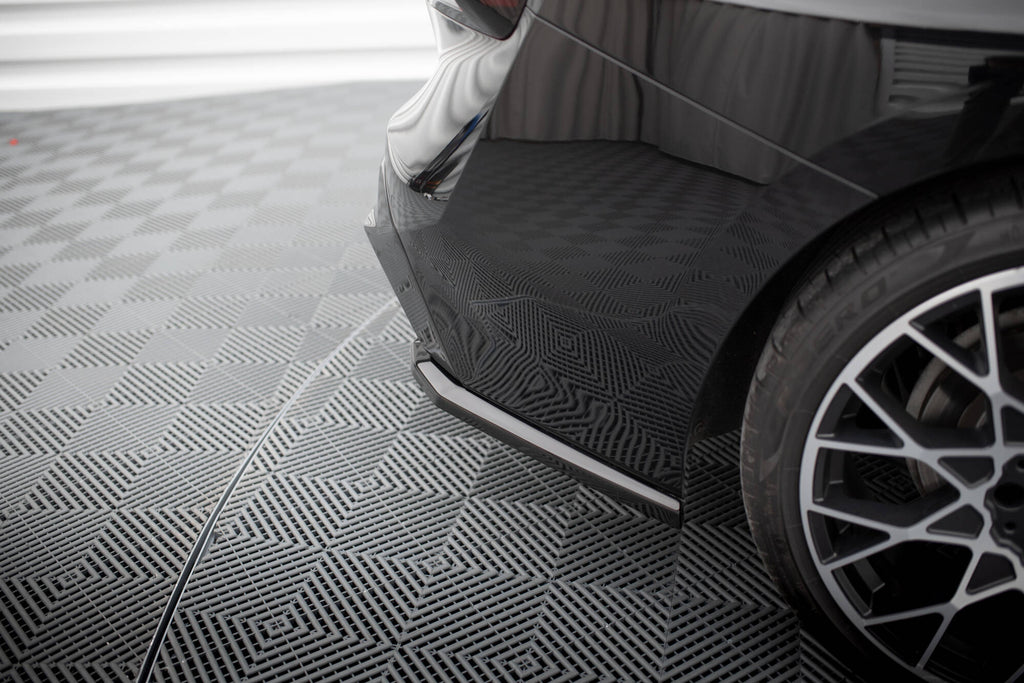 Maxton Design Heck Ansatz Flaps Diffusor V.3 passend für BMW 2 G42 schwarz Hochglanz