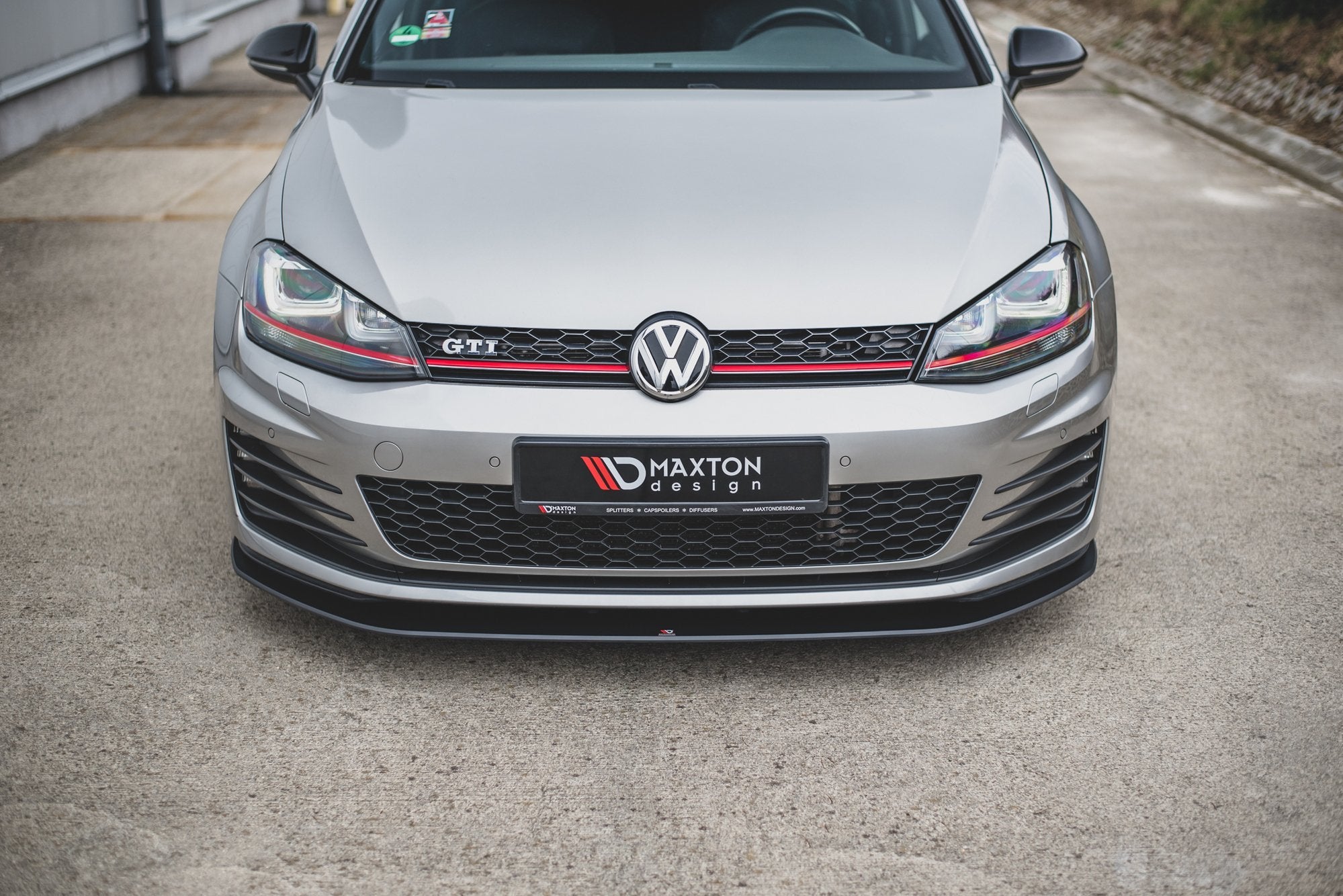 Maxton Design Racing Street+ Spoilerlippe Front Ansatz passend für VW Golf 7 GTI