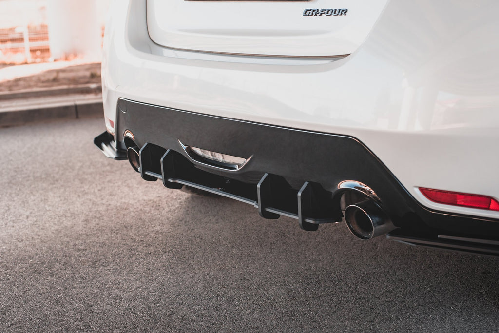 Maxton Design Robuste Racing Heckschürze passend für Toyota GR Yaris Mk4