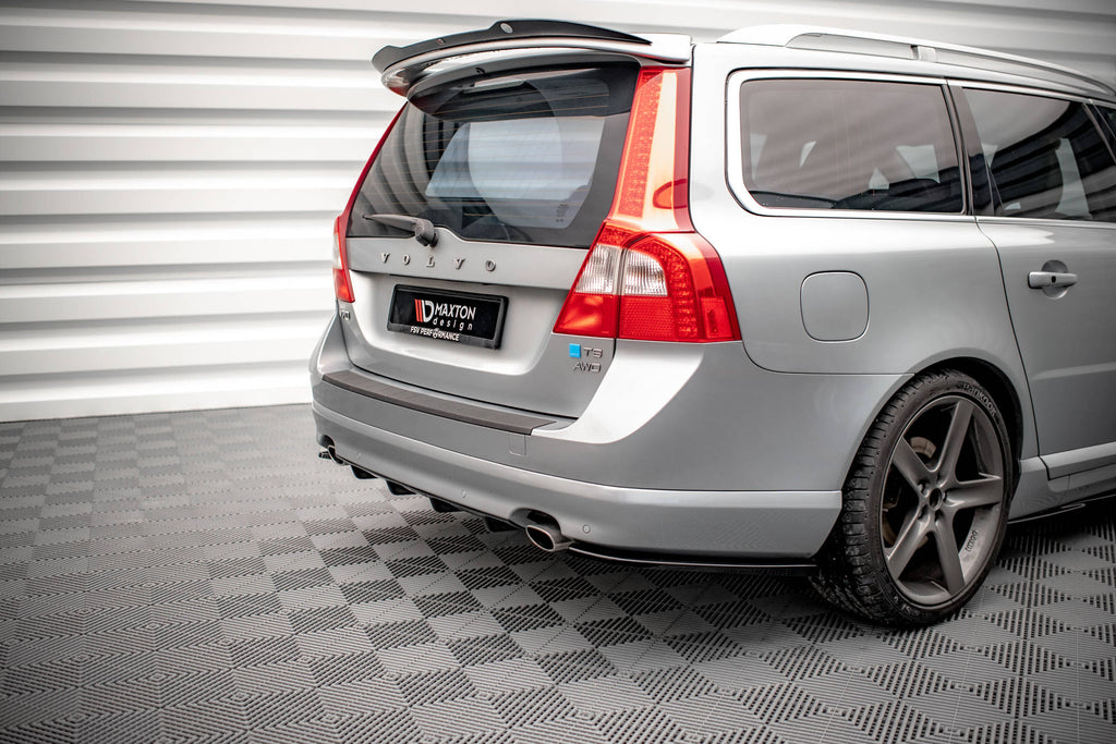 Maxton Design Diffusor Heck Ansatz für Volvo V70 Mk3 Carbon Look