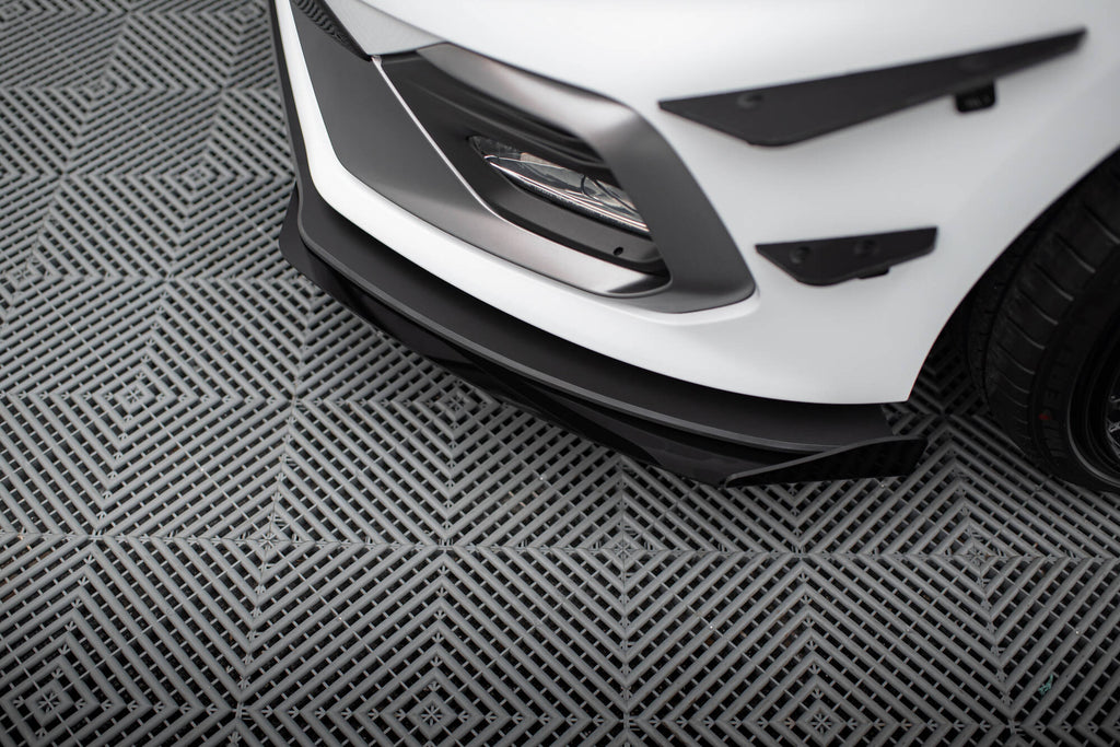 Maxton Design Street Pro Street+ Spoilerlippe Front Ansatz passend für + Front Stoßstangen Racing Flaps passend passend für Ford Fiesta Mk8 ST / ST-Line schwarz Hochglanz