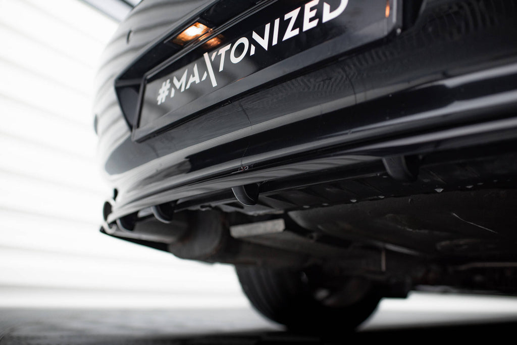 Maxton Design Street+ Mittlerer Diffusor RACE passend für BMW 6er Coupe / Cabrio E63 / E64 schwarz Hochglanz