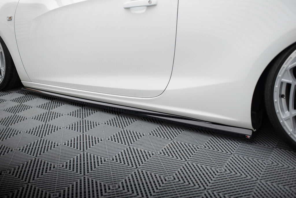 Maxton Design Street+ Seitenschweller Leisten passend für Opel Cascada schwarz Hochglanz