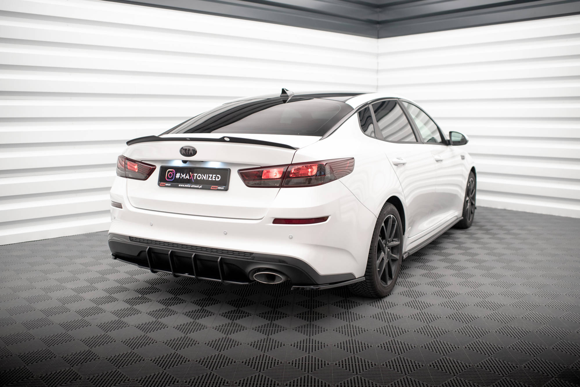 Maxton Design Street Pro Heckschürze passend für Kia Optima Mk4 Facelift