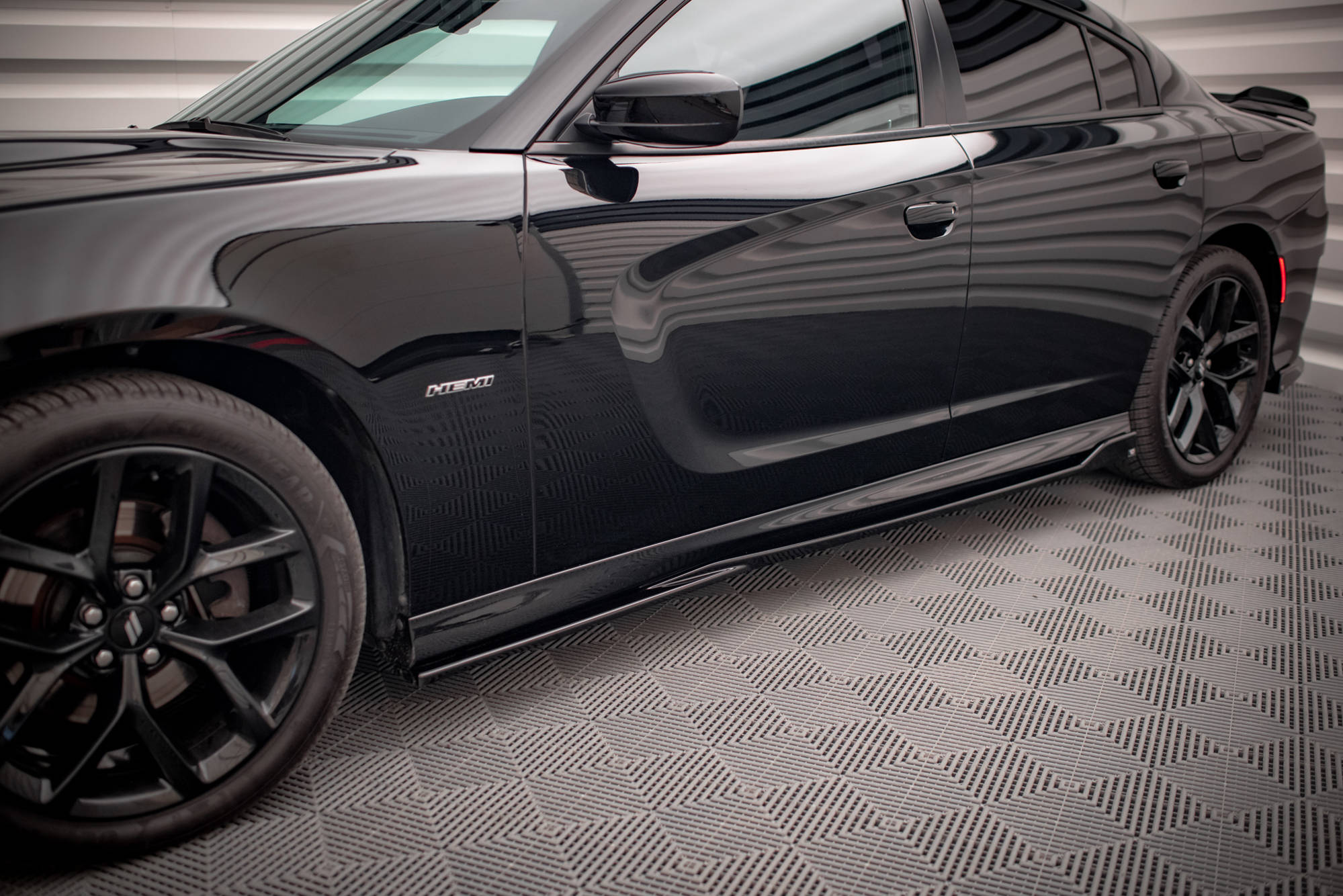 Maxton Design Street+ Seitenschweller Leisten passend für Dodge Charger SRT Mk7 Facelift schwarz Hochglanz