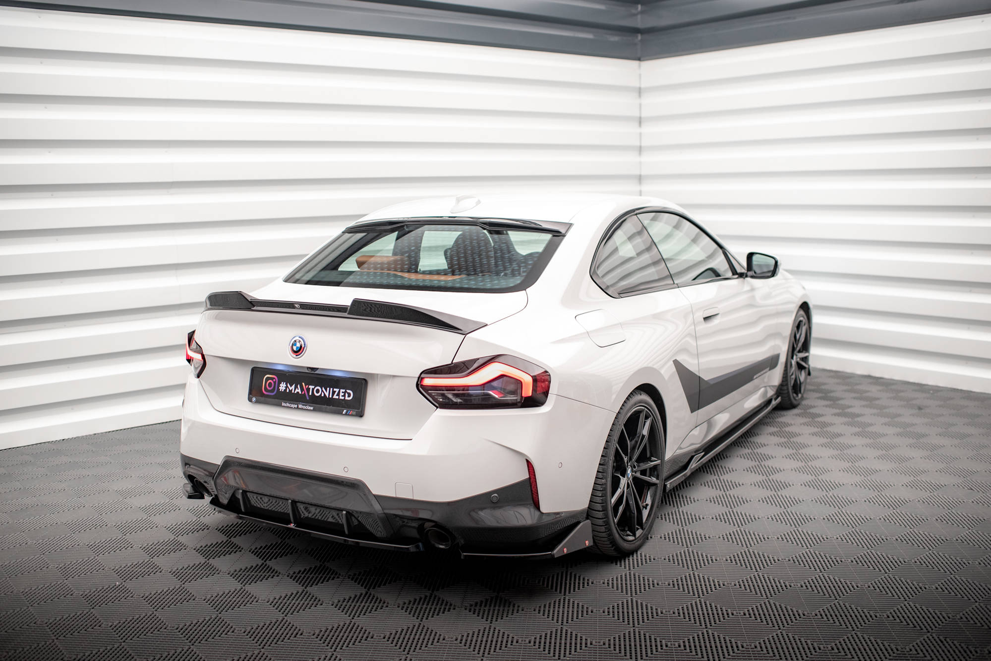 Maxton Design Heck Ansatz Flaps Diffusor V.2 + Flaps passend für BMW 2 Coupe M-Paket G42