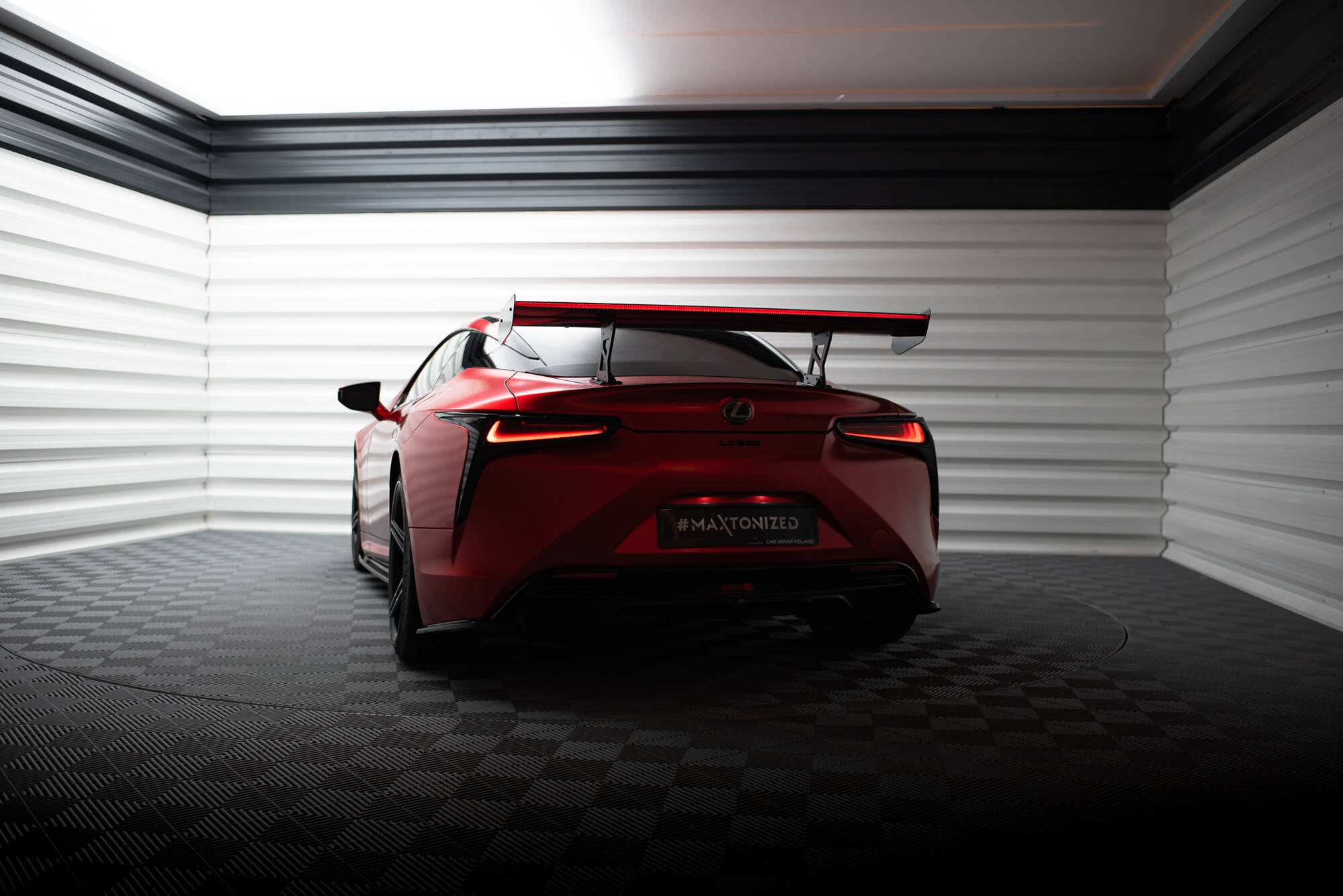 Maxton Design Carbon Spoiler + LED Lexus LC für Lexus LC Mk1