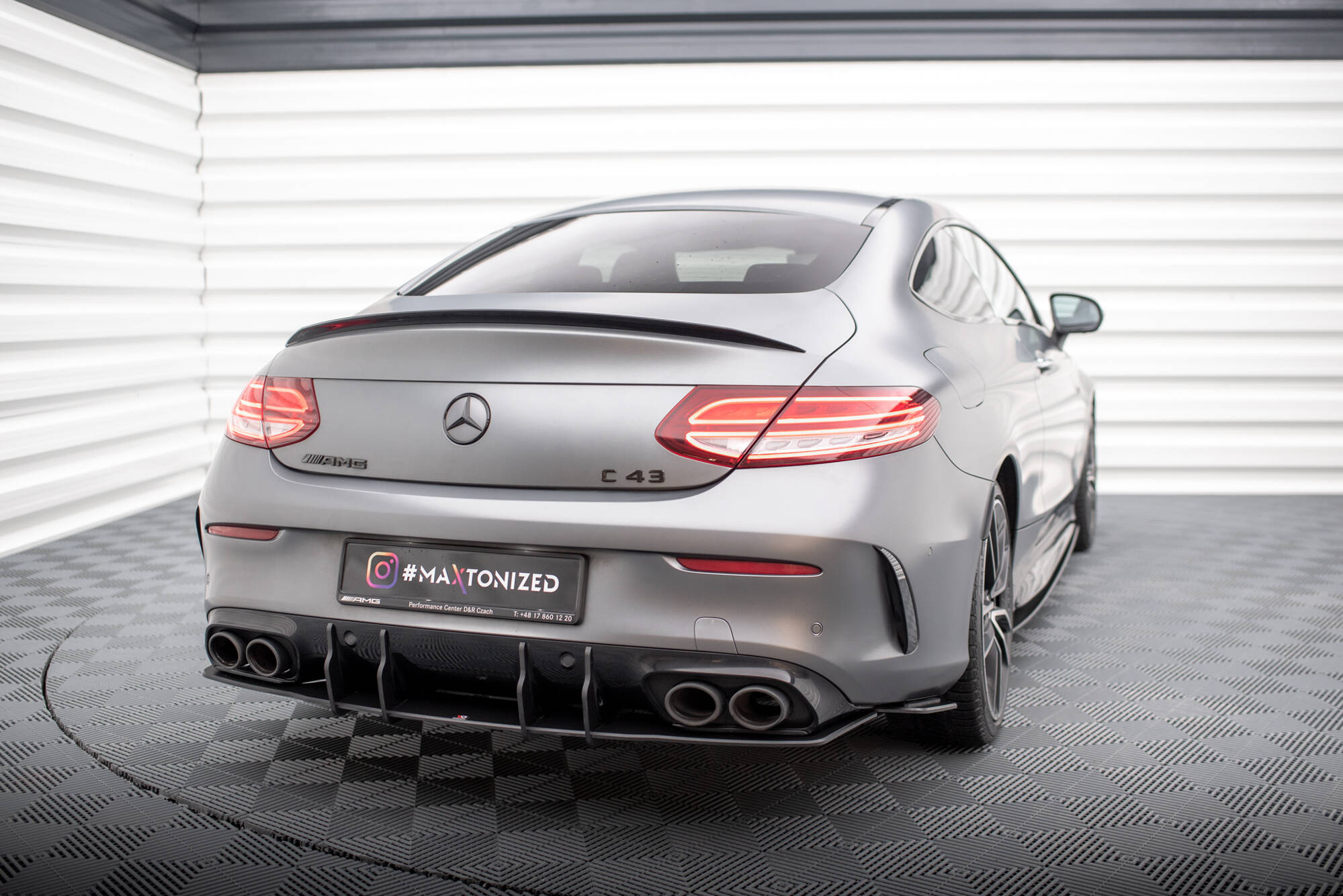 Maxton Design Street Pro Heckschürze passend für Mercedes-AMG C43 Coupe / Cabrio C205 Facelift / A205 Facelift