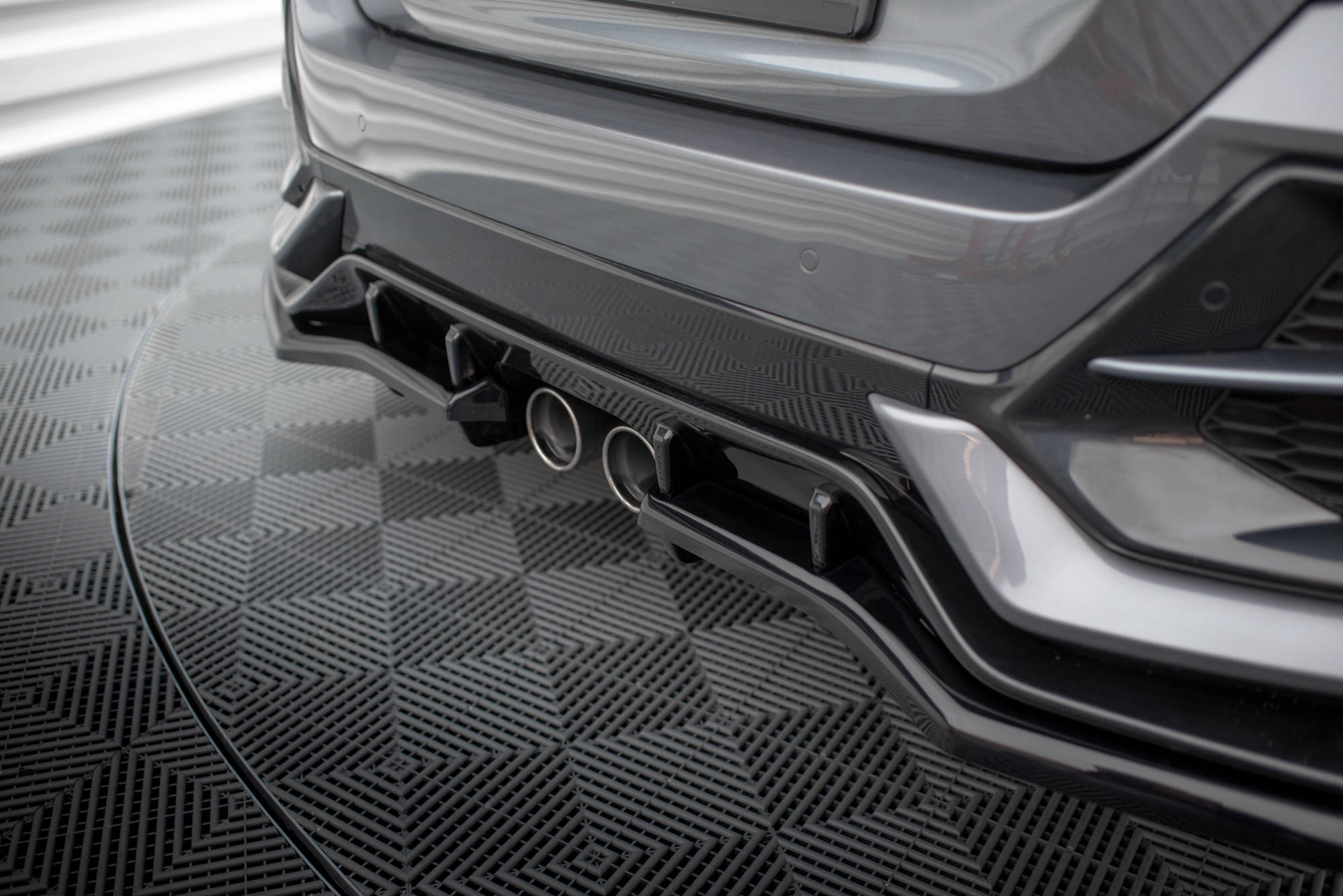 Maxton Design Heckansatz V.1 (mit einem vertikalem balken) Honda Civic Sport Mk 10 Facelift schwarz Hochglanz für Honda Civic Mk10 Facelift
