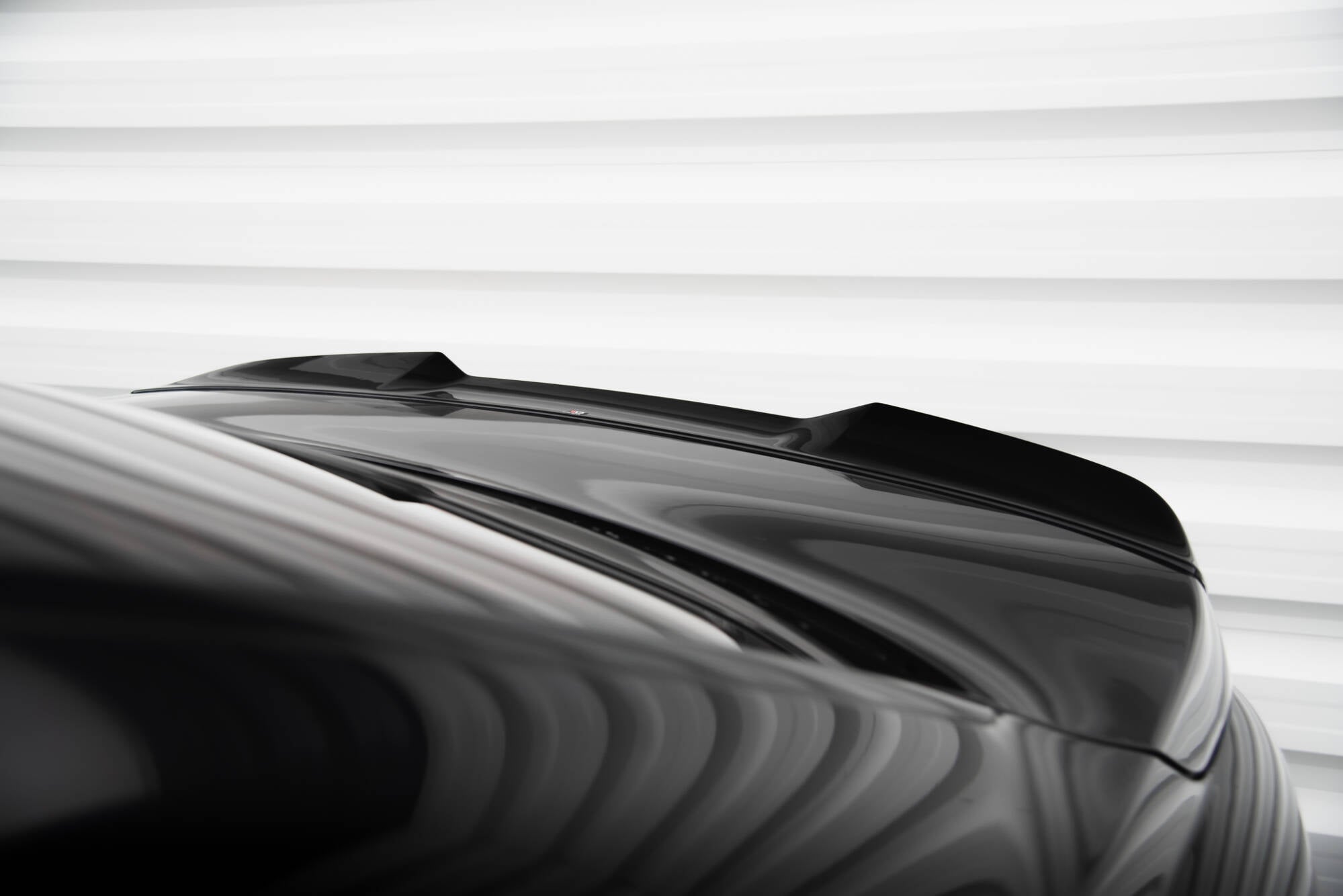 Maxton Design Spoiler CAP 3D passend für BMW 7 E65 schwarz Hochglanz
