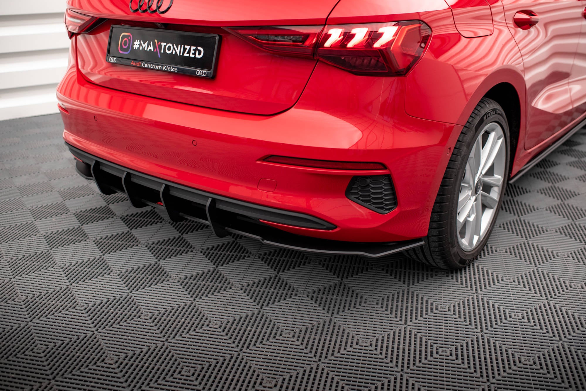 Maxton Design Street Pro Heckschürze passend für Audi A3 Sportback 8Y