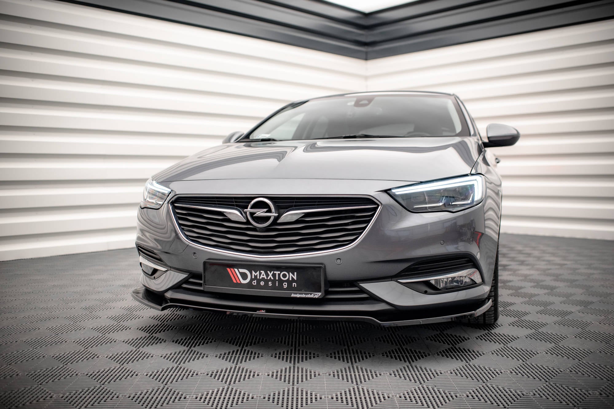Maxton Design Street+ Spoilerlippe Front Ansatz V.3 passend für Opel Insignia Mk2 schwarz Hochglanz