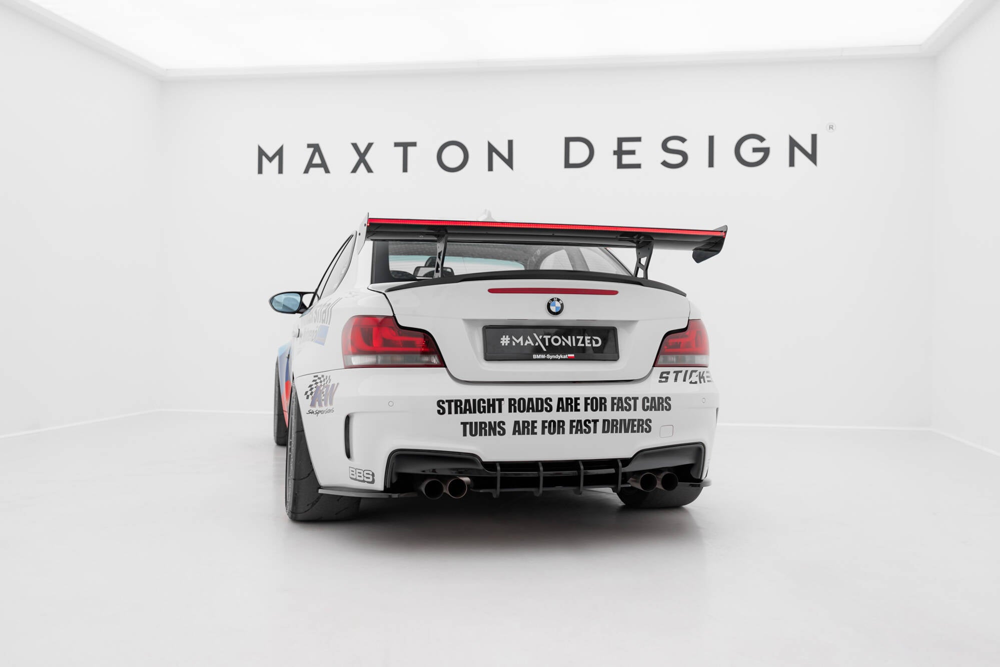 Maxton Design Carbon Spoiler With Internal Brackets Uprights V.2 + LED BMW 1er M E82 für BMW M1 E82