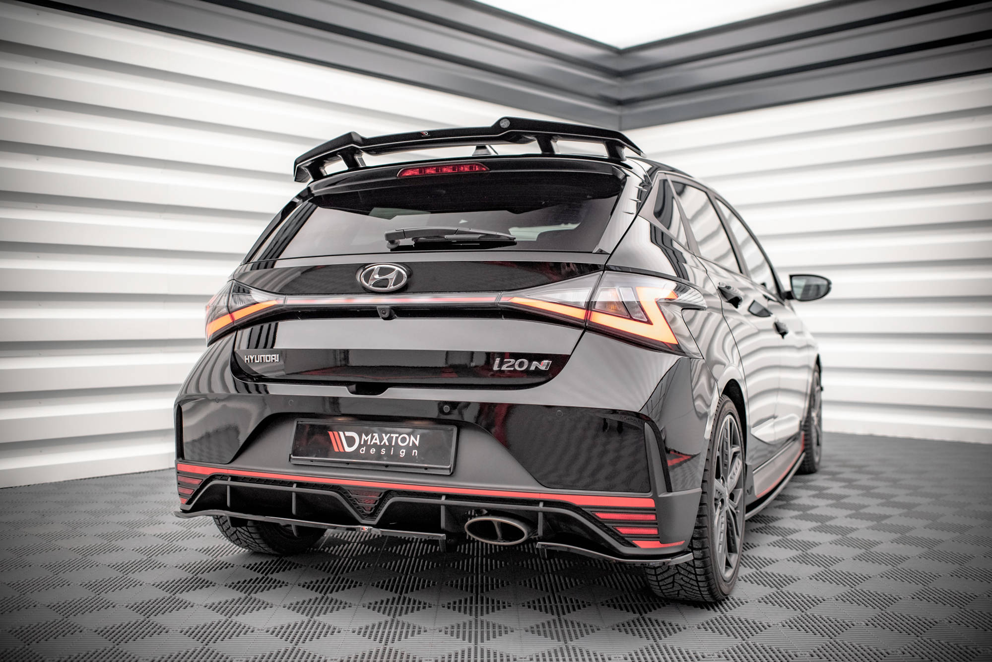 Maxton Design Street+ Mittlerer Diffusor RACE passend für Hyundai I20 N Mk3 schwarz Hochglanz