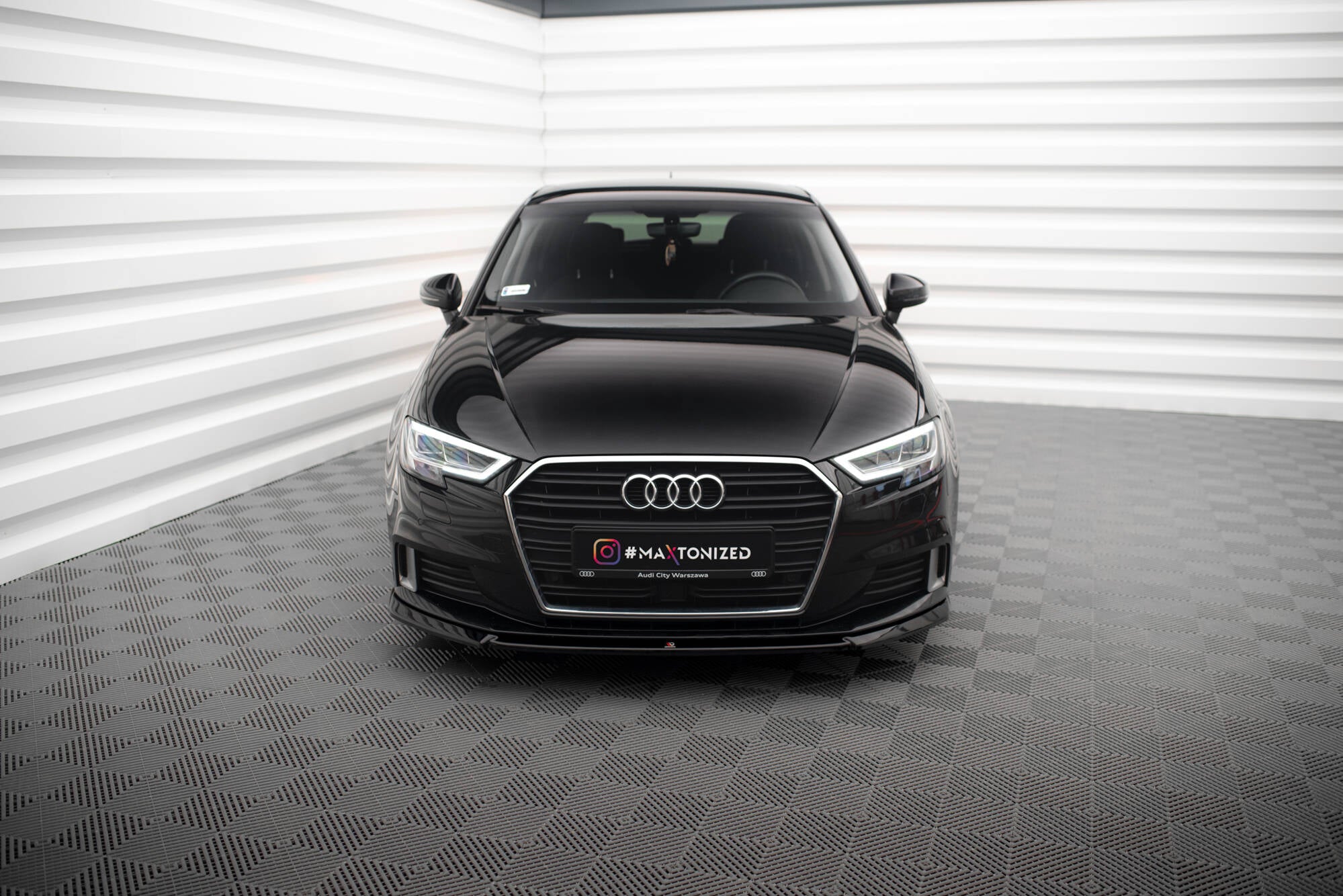 Maxton Design Street+ Spoilerlippe Front Ansatz V.2 passend für Audi A3 Sportback 8V Facelift schwarz Hochglanz