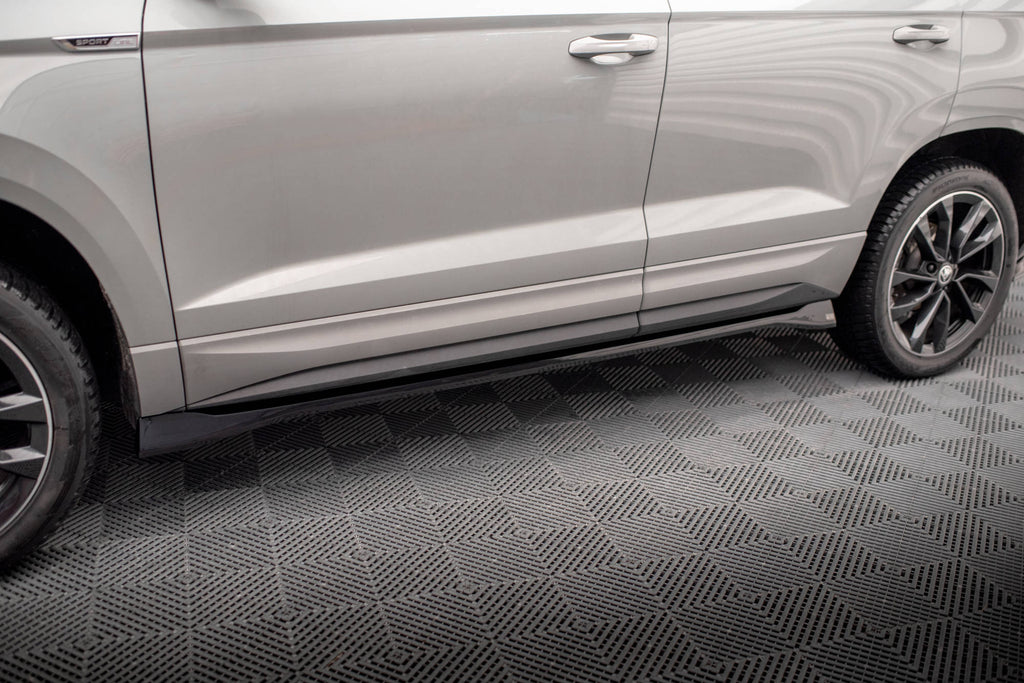 Maxton Design Street+ Seitenschweller Leisten passend für Skoda Karoq Sportline Mk1 schwarz Hochglanz
