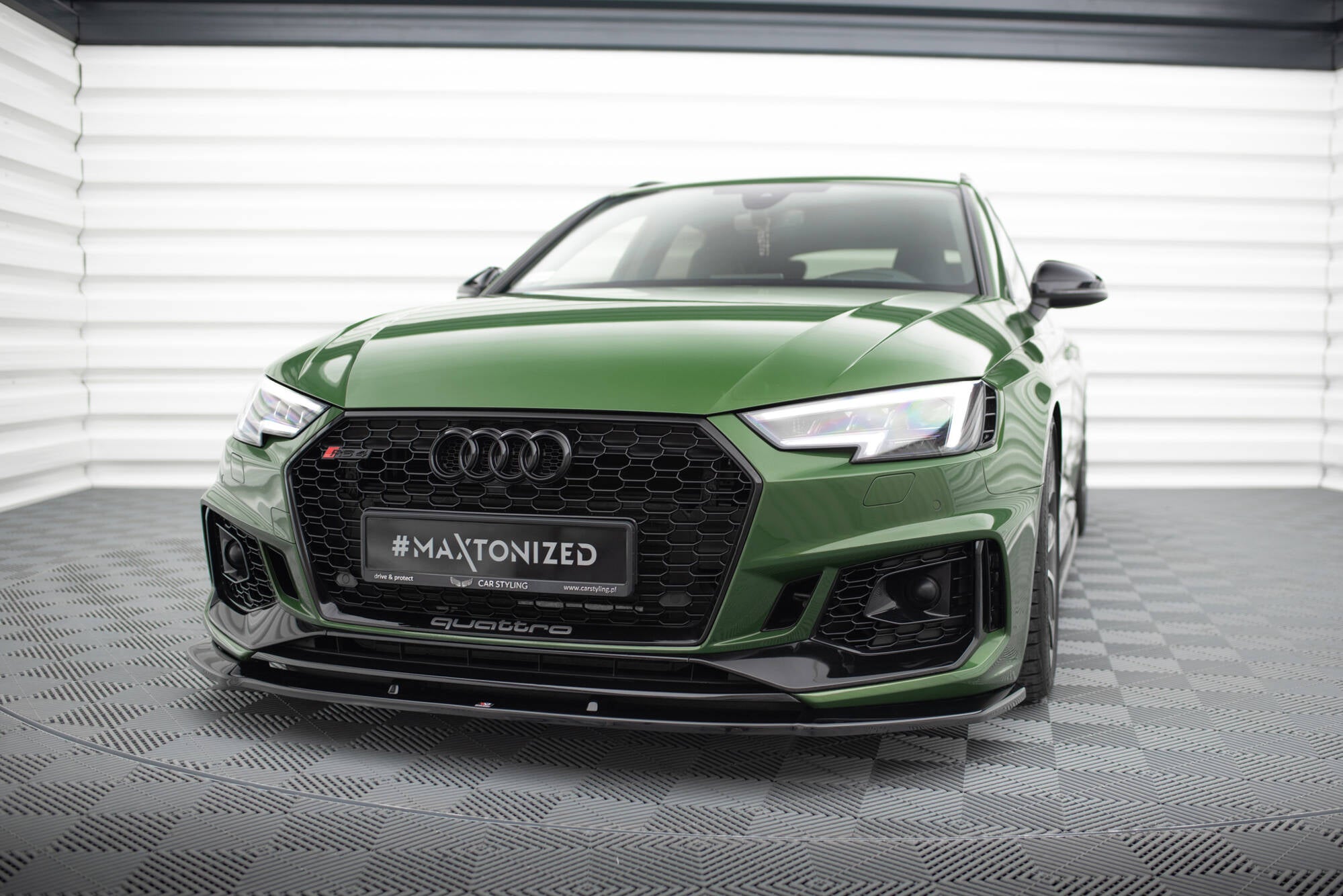 Maxton Design Street+ Spoilerlippe Front Ansatz V.1 passend für Audi RS4 B9 schwarz Hochglanz