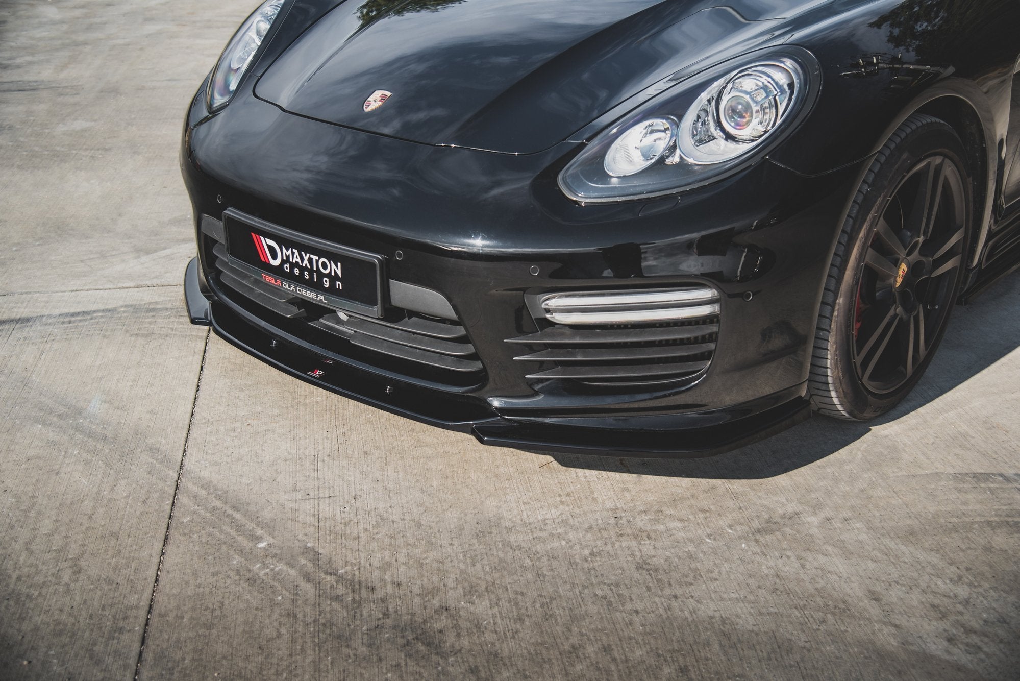 Maxton Design Street+ Spoilerlippe Front Ansatz V.2 passend für Porsche Panamera Turbo 970 Facelift schwarz Hochglanz