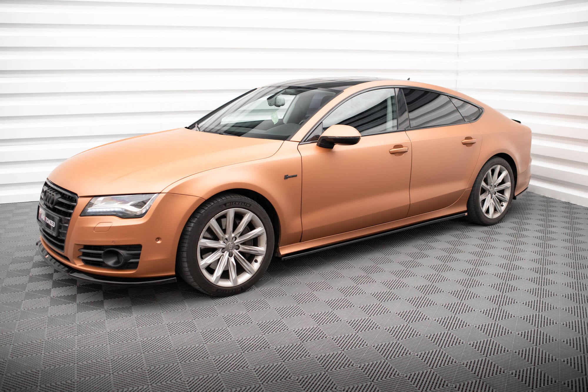 Maxton Design Street+ Seitenschweller Leisten passend für V.3 passend für Audi A7 S-Line / S7 C7 schwarz Hochglanz