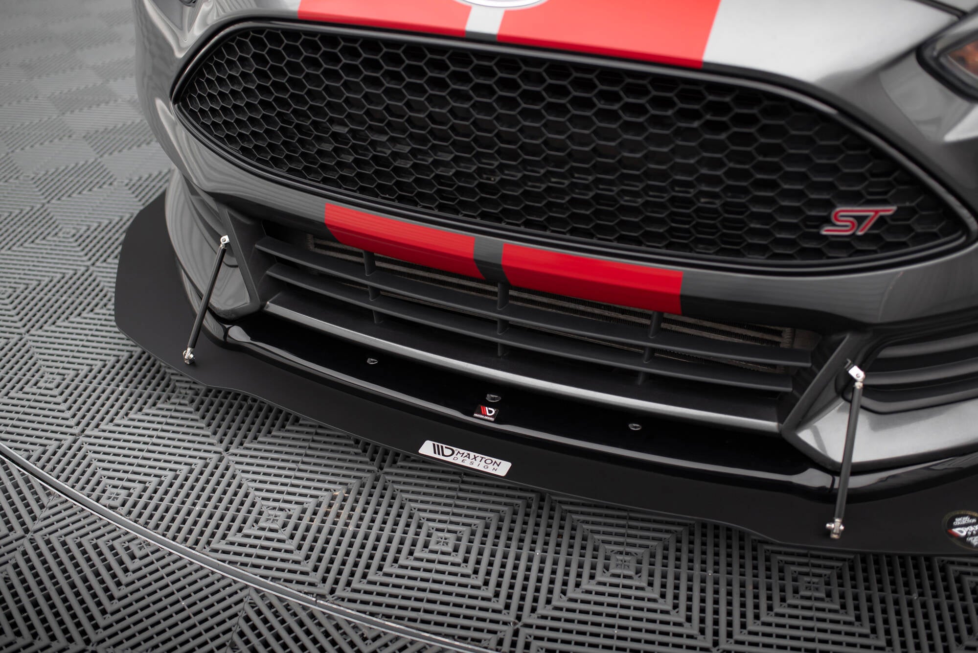 Maxton Design Hybrid Street+ Spoilerlippe Front Ansatz V.1 passend für Ford Focus ST Mk3 FL
