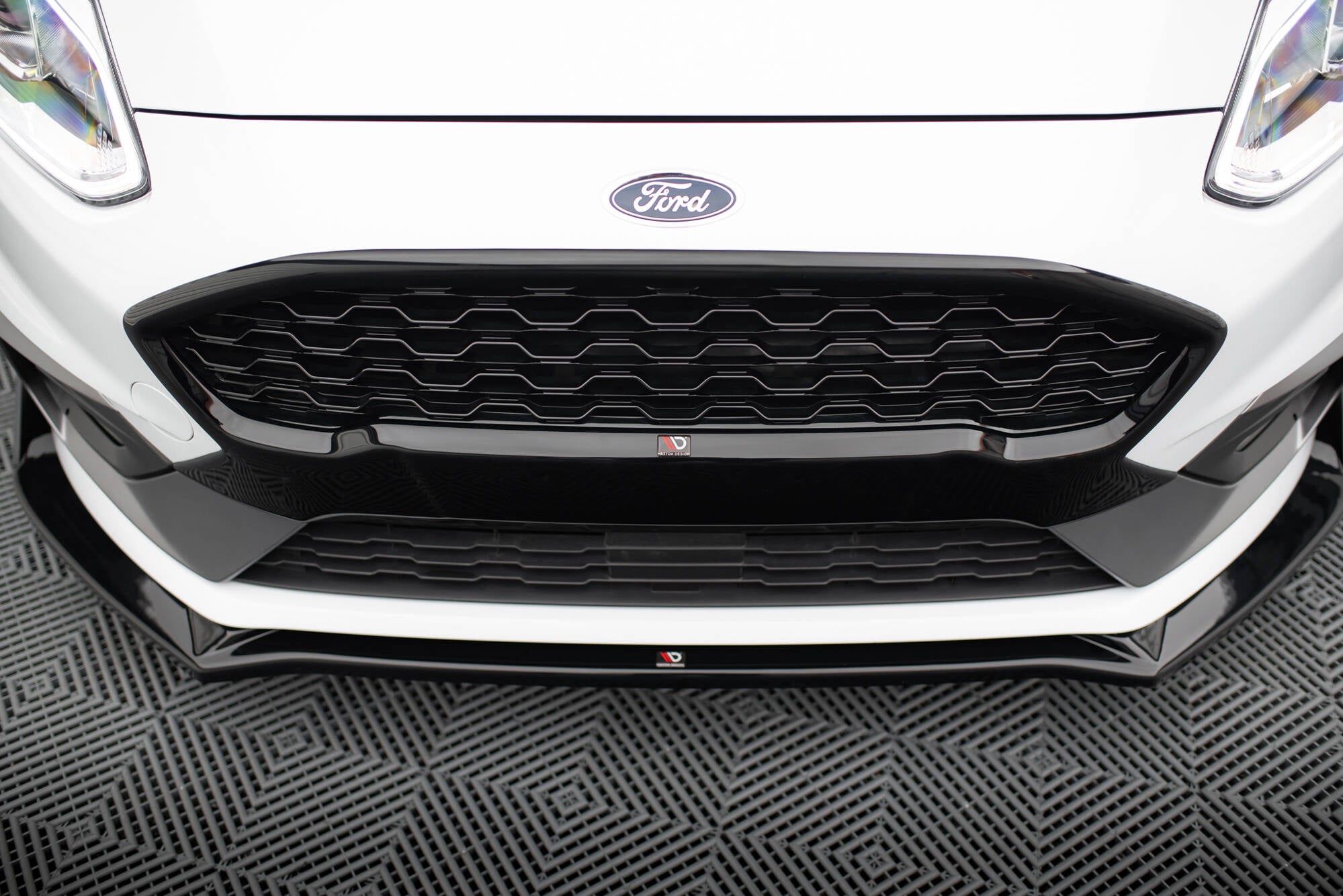 Maxton Design Front Grill Ford Fiesta ST / ST-Line Mk8 schwarz Hochglanz für Ford Fiesta ST