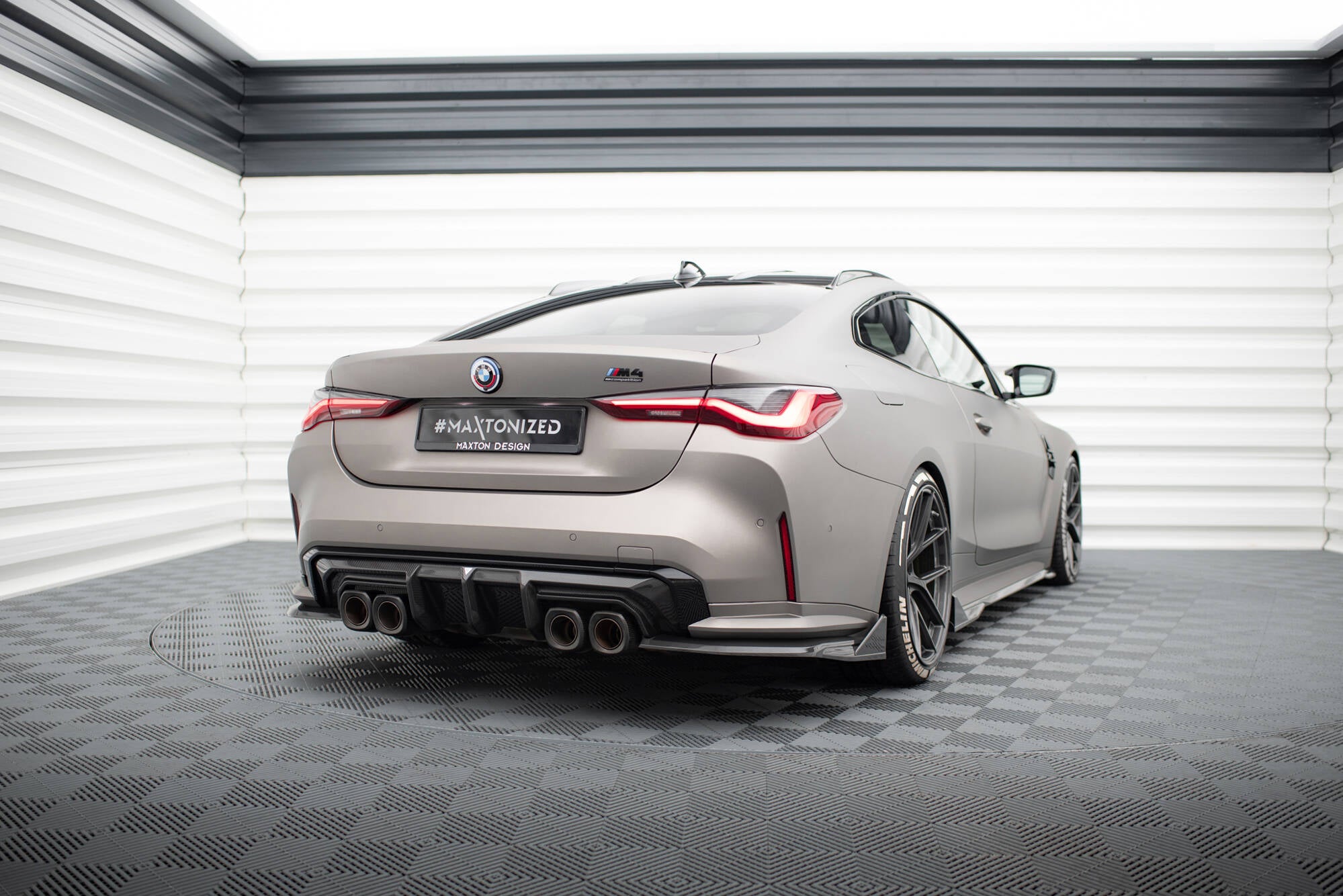 Maxton Design Prepreg Carbon Rear Flaps BMW M4 G82 / G82 Facelift für BMW M4 G82
