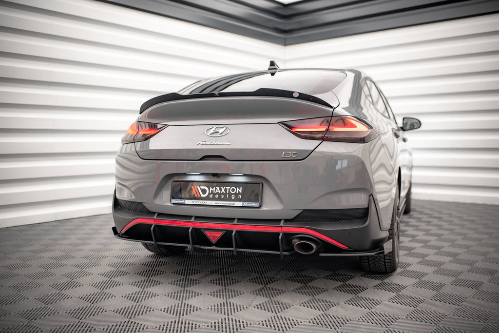 Maxton Design Hintere Seiten Flaps passend für Hyundai I30 Fastback N-Line Mk3 Facelift schwarz Hochglanz