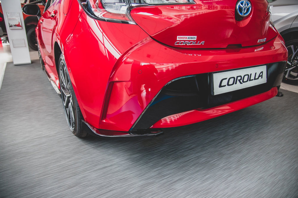 Maxton Design Heck Ansatz Flaps Diffusor passend für Toyota Corolla XII Hatchback schwarz Hochglanz