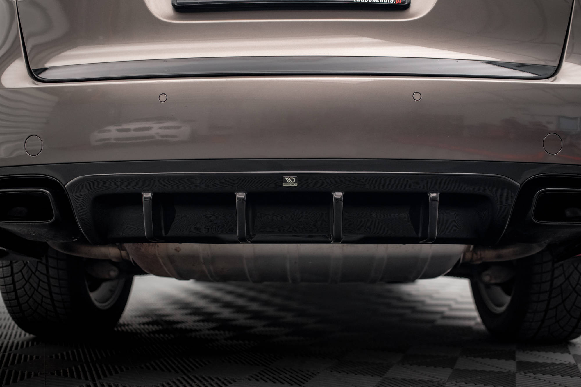 Maxton Design Diffusor Heck Ansatz passend für Porsche Cayenne Turbo / Standard Mk2 schwarz Hochglanz