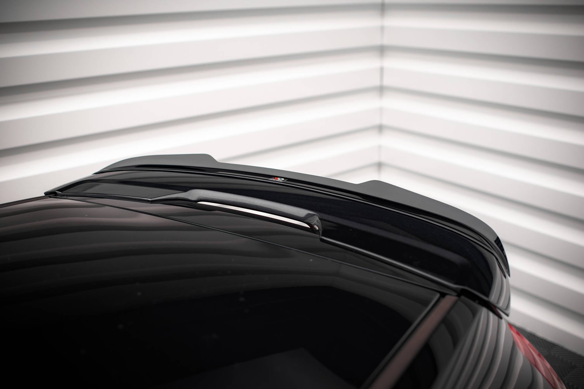 Maxton Design Spoiler CAP V.2 passend für Ford Fiesta ST Mk6 schwarz Hochglanz