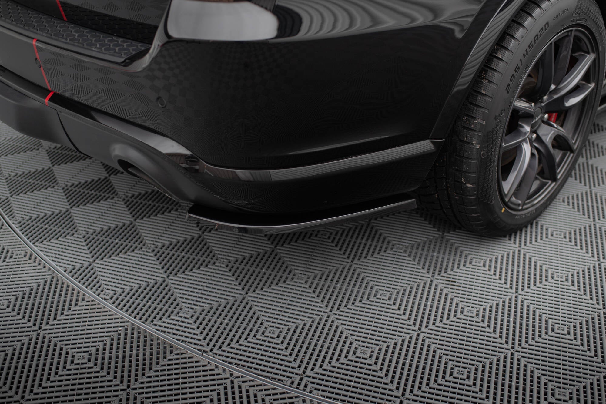 Maxton Design Heck Ansatz Flaps Diffusor passend für Dodge Durango SRT Mk3 schwarz Hochglanz