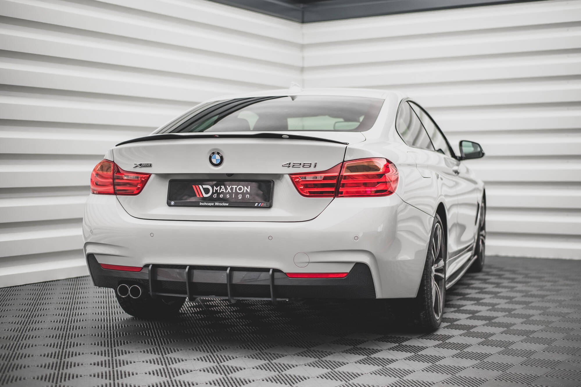 Maxton Design Street Pro Heckschürze V.1 passend für BMW 4er M-Paket F32