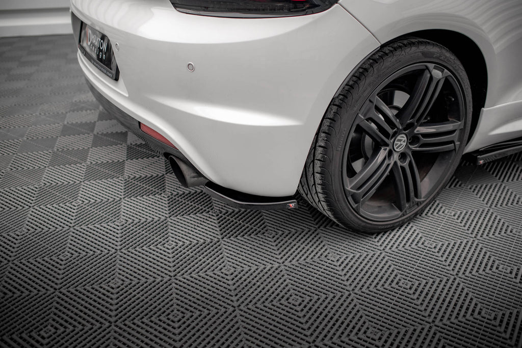 Maxton Design Heck Ansatz Flaps Diffusor V.2 passend für VW Scirocco R Mk3 schwarz Hochglanz