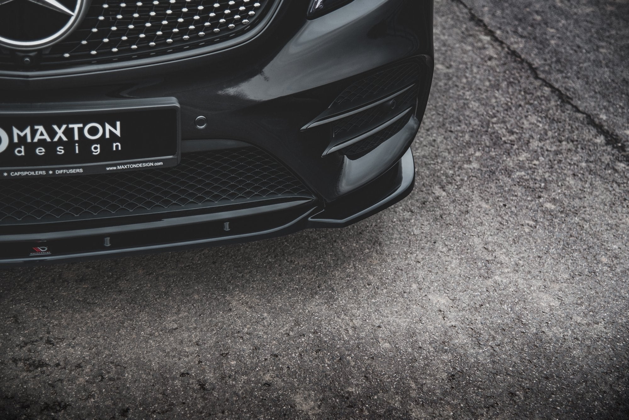 Maxton Design Street+ Spoilerlippe Front Ansatz V.1 passend für Mercedes-Benz V-Klasse AMG-Line W447 Facelift schwarz Hochglanz